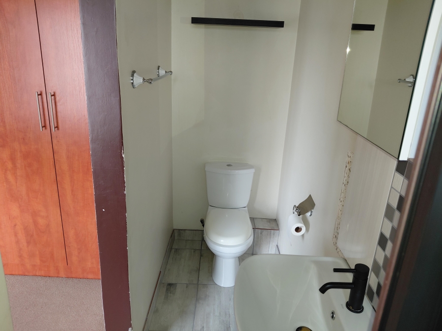 2 Bedroom Property for Sale in Campher Park Eastern Cape